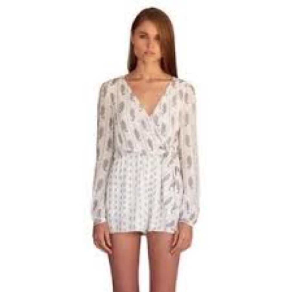 🎉HOST PICK🎉 Saks Fifth Avenue Long Sleeve Paisley Print Wrap Romper